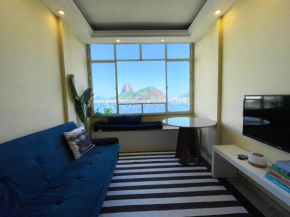 Apartamento à beira-mar com vista para o Pão de Açúcar